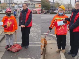 平安产险博爱支公司为环卫工人送温暖 冬日礼包传递城市关爱