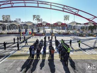 铜陵南收费站开通运营 长三角跨江交通网络再添关键节点