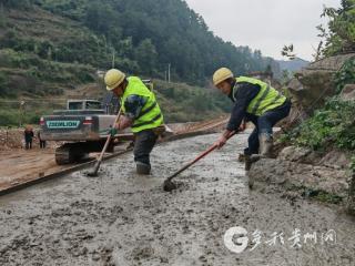 习水县二郎镇：河道治理工程加速推进