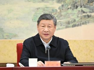 中共中央政治局召开民主生活会 习近平主持会议并发表重要讲话