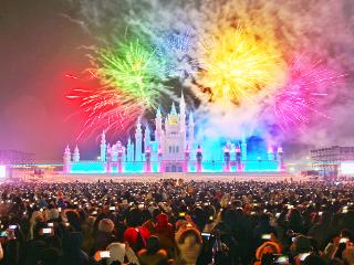 吉镜头丨肆季南河炫彩开园