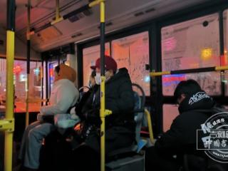 网友留言板｜长春一公交被指不开暖风 记者实测：有暖风但不暖