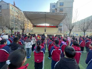 莒南八小开展“防冬季滑冰溺水，筑校园安全防线”主题活动