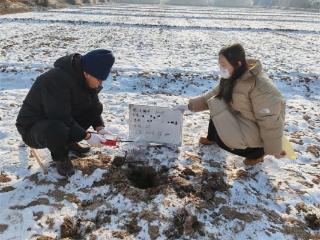 冰天雪地铸匠心 精准“把脉”护沃土——山东省地矿局二四八大队环境地质处赴疆开展“两住一公”土壤污染状况调查