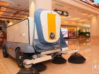 能自己清扫、打包、倾倒垃圾！合肥造“无人清洁车”亮相