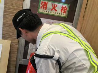 星辰北社区：筑牢安全防线，守护平安元旦