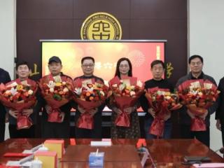 淄博六中举行2025年退休教师欢送会