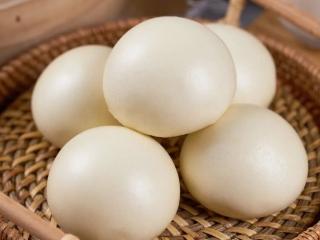 馒头不白、不软、还塌陷？这10个细节才是关键，九成人第一个就做错了！