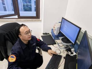 从架构师到国家智库成员：呼延正勇的技术攀登与价值创造