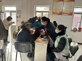 十三载白衣路，下乡护呼吸