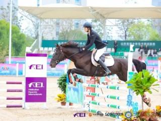 目标如炬，驭梦前行丨临沂圣陶高级中学“马术之星”刘一诺的荣耀之路