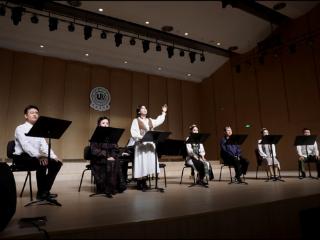 温州大学原创民族歌剧《石榴红》成功首演