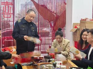 严明执法治“乱象” 忠诚守卫暖民心