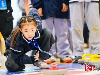 雄安建设者拍雄安｜冰雪运动“热”起来