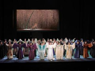 越剧《苏东坡》杭州跨年首演：以舞台淬炼旷达精神，联袂花寂共绎东方疗愈新章