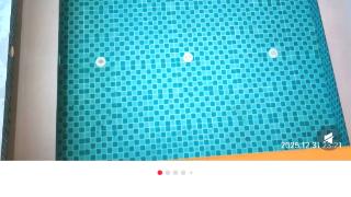 山东淄博一女浴池内有疑似粪便异物？ 涉事店家及卫生部门回应