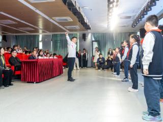 奥运冠军带着“专项运动大师课”走进雄安