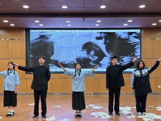 戏剧舞台交“答卷” 江夏初中生自编自演叙说家国青春