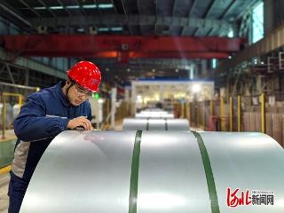 坚定信心 勇挑大梁·产业新亮点丨更多新能源汽车用上“河钢造”