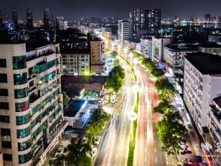 黄冈两会丨推动市区7条主次干道沿线环境整治