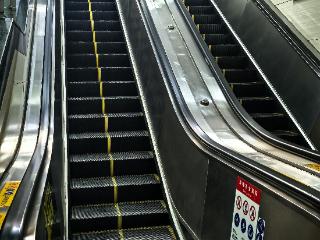 四川为电梯安全立法 破解监管难题