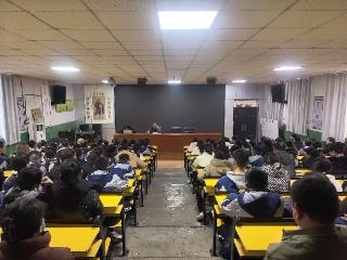 菏泽鲁西新区陈集镇中学召开初三家校协同推进会