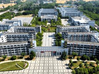 守护青春成长路 泗阳致远中学发布关于禁止未成年人进入不适宜场所的倡议书