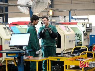 现场评｜“车间就是我的课堂”