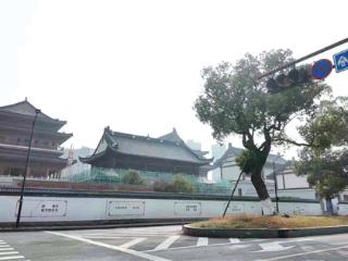 第三次兴建的海潮寺今年完工 相传梁祝十八相送在这里分别