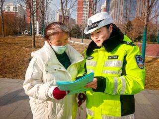 永清：交通安全进公园 文明出行入人心