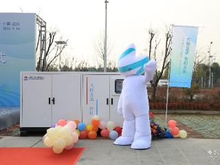 光储直柔一体机亮相武汉工商学院