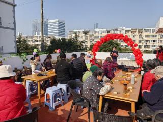 茶香话团圆，歌舞迎新春——登云社区开展文艺活动