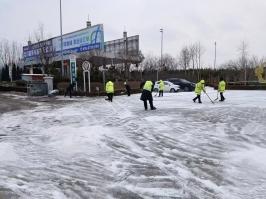 风雪虽寒服务暖心 交通执法全力保畅