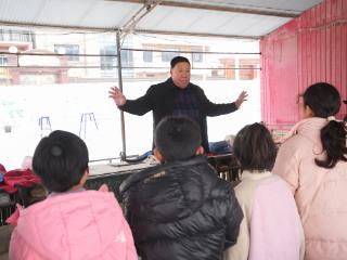 感恩奋进 双争有我｜“中国好人”白鹤江十三年义务教摔跤 ：“只要还能动，我会一直教下去”