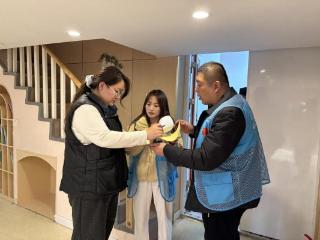 济南市莱芜区凤城街道御园社区：安全检查筑牢生产经营安全防线