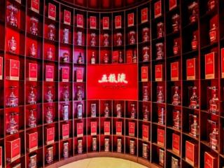 跨越顶奢与潮饮的“美酒+美食”表达 五粮液全力构建中国白酒全球新叙事