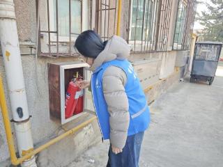 济宁市任城区阜桥街道红星新村社区开展专项消防安全检查行动