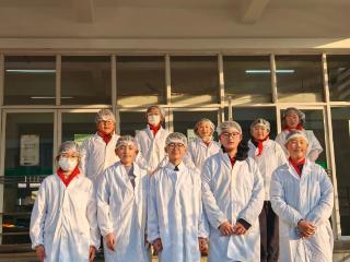 学生变身“小帮厨”！东桥中心小学劳动课让成长浸润烟火气