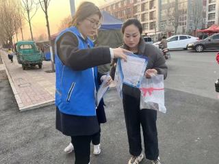 济宁市任城区安居街道唐蒋阮社区开展反电诈宣传活动