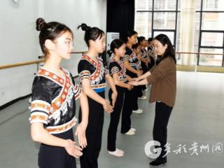 当好群众的“代言人” 做好家乡的“守护者”——专访凤冈县第九届、十届政协委员肖莉莉