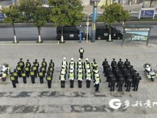 汇川交警持续整治道路交通秩序乱象