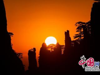 只有一个黄山：巧石、太阳创天然神奇(图)