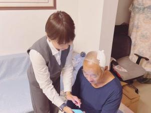 术后康复遇难题 上门服务显温情