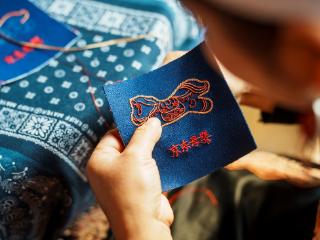 京东超市母婴爱心行动助马尾绣妈妈创收