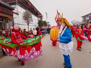 文艺盛宴“种”村头！“百花迎新乐中原——2026河南文艺界新春欢乐行”活动在长葛启动
