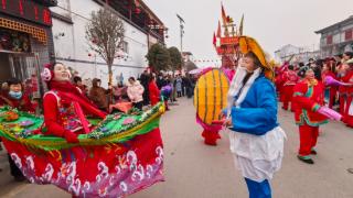 文艺盛宴“种”村头！“百花迎新乐中原——2026河南文艺界新春欢乐行”活动在长葛启动