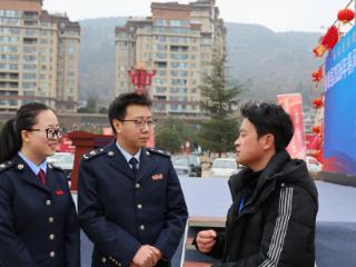 毕节赫章：税惠政策点燃新春消费热潮