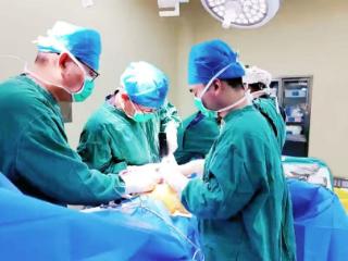 从"每走一步都疼"到术后走出手术室 济南南郊医院骨二科破解重度膝关节炎