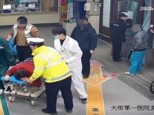 与时间赛跑，为生命护航！博山交警4分钟极速护送急症患者