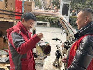 淞泽社区：党建引领暖民心，实干笃行润民生